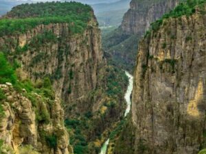 Tazı Canyon Tour Side