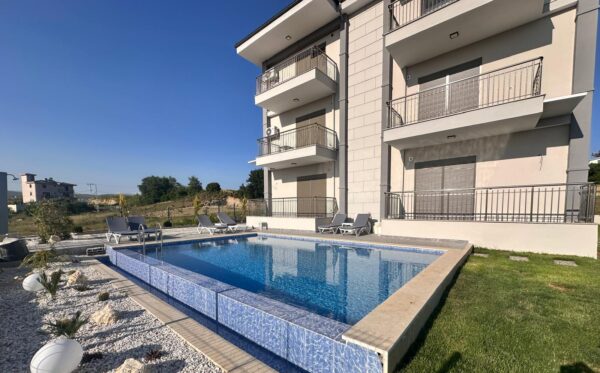 Side Ferienwohnungen mit Pool
